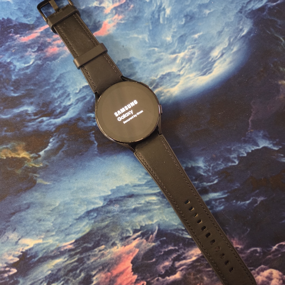 Samsung Galaxy Watch 5 (44mm) Black Smartwatch with Leather Strap